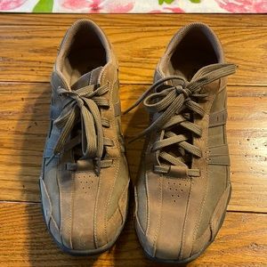 Men’s Sketchers with memory foam. Size 9.5. Only worn once too small